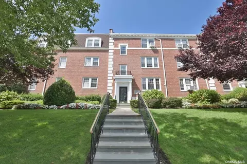 115 Second St #A2, Garden City, NY 11530