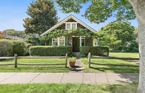 31 Church St, East Hampton, NY 11937