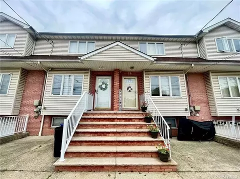 33 Poplar Ave, Staten Island, NY 10309