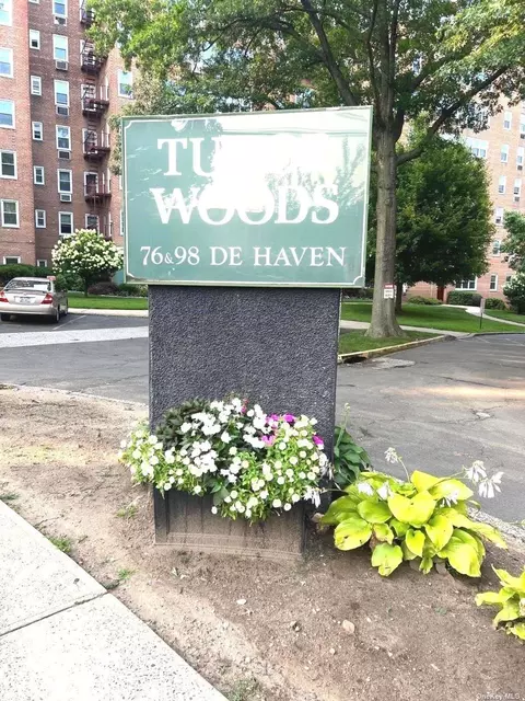 98 Dehaven Dr #1A, Yonkers, NY 10703