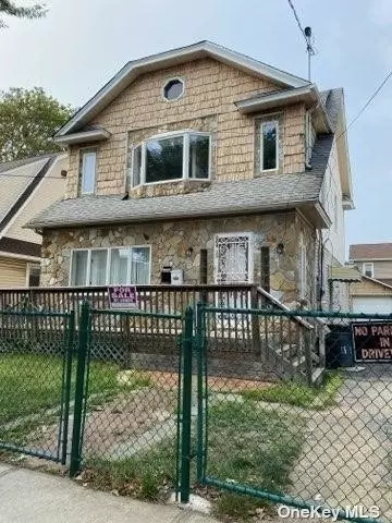 206-11 109th Ave, Queens Village, NY 11429