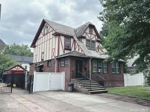 35-19 158th St, Flushing, NY 11358