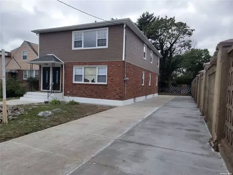 111-12 221st St, Queens Village, NY 11429