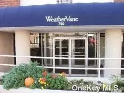 750 Shore Rd #6E, Long Beach, NY 11561