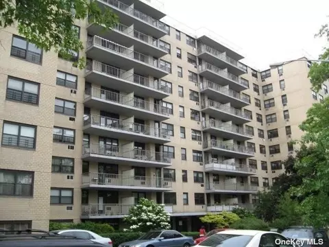 39-60 54 St #7W, Woodside, NY 11377