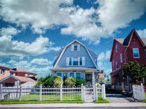 29-11 Butler St, East Elmhurst, NY 11369