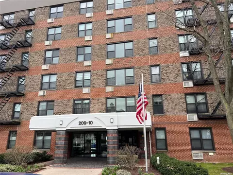 209-10 41 Ave #6M, Bayside, NY 11361