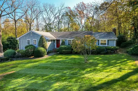 280 Ocean Ave, Northport, NY 11768