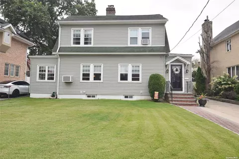 41-84 Morgan St, Little Neck, NY 11363