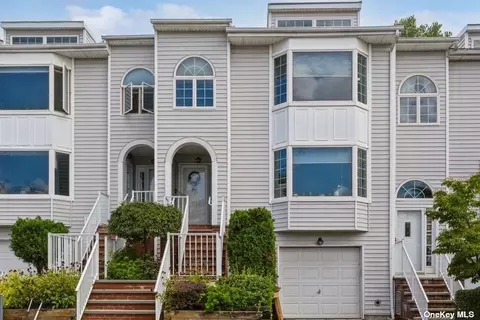 241-68 B Oak Park Dr #83B, Douglaston, NY 11362