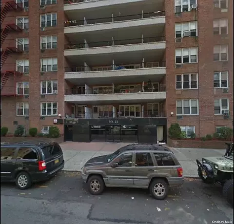 144-30 Roosevelt Ave #101, Flushing, NY 11354