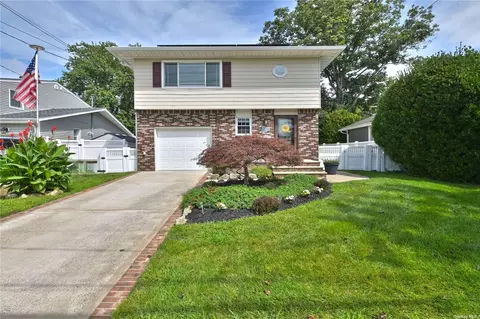 331 S Bay Dr # a, Massapequa, NY 11758