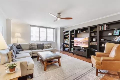 345 E 93rd St #6K, New York, NY 10128