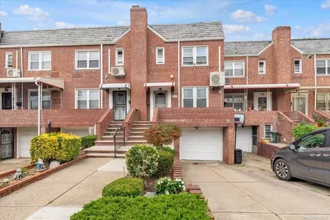 58-36 150th St, Flushing, NY 11355
