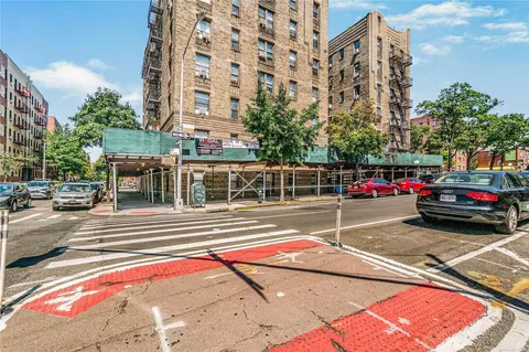 50-05 43rd Ave #2F, Woodside, NY 11377