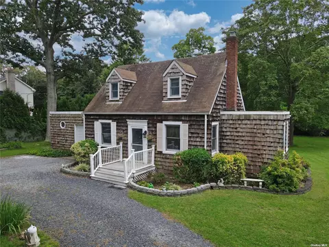 816 Long Island Ave, Medford, NY 11763