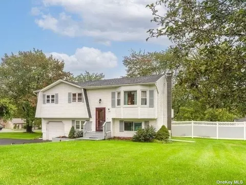 35 Decker Dr, Washingtonville, NY 10992