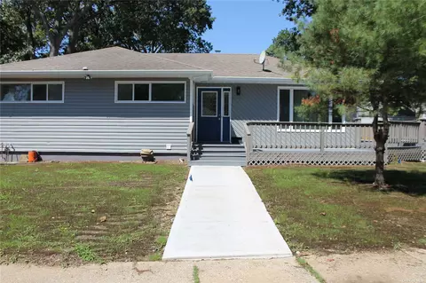 1493 Garden St, East Meadow, NY 11554