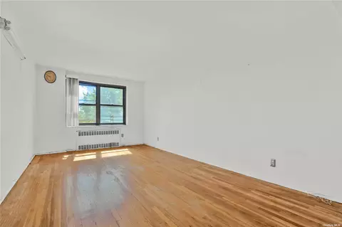140-14 28th Rd #6C, Flushing, NY 11354