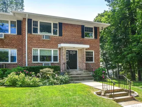 51 Madison Park # L, Port Washington, NY 11050
