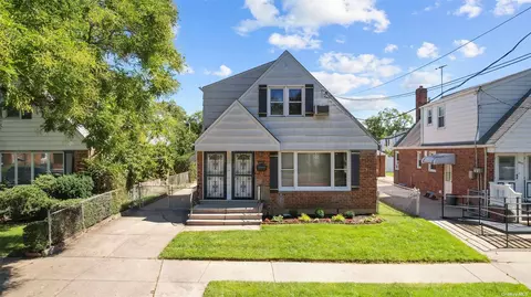 88-37 Sabre St, Queens Village, NY 11427