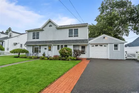 2303 6th St, East Meadow, NY 11554
