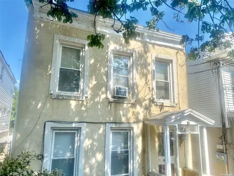 67-21 49th Ave, Woodside, NY 11377