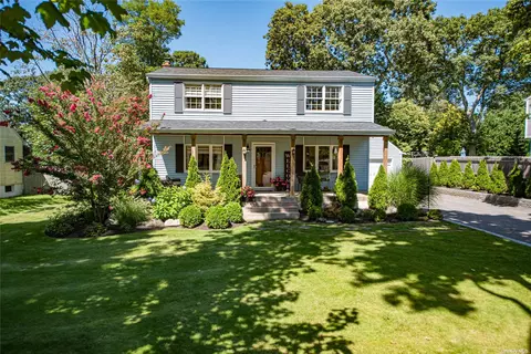 27 Alma Ave, Lake Grove, NY 11755