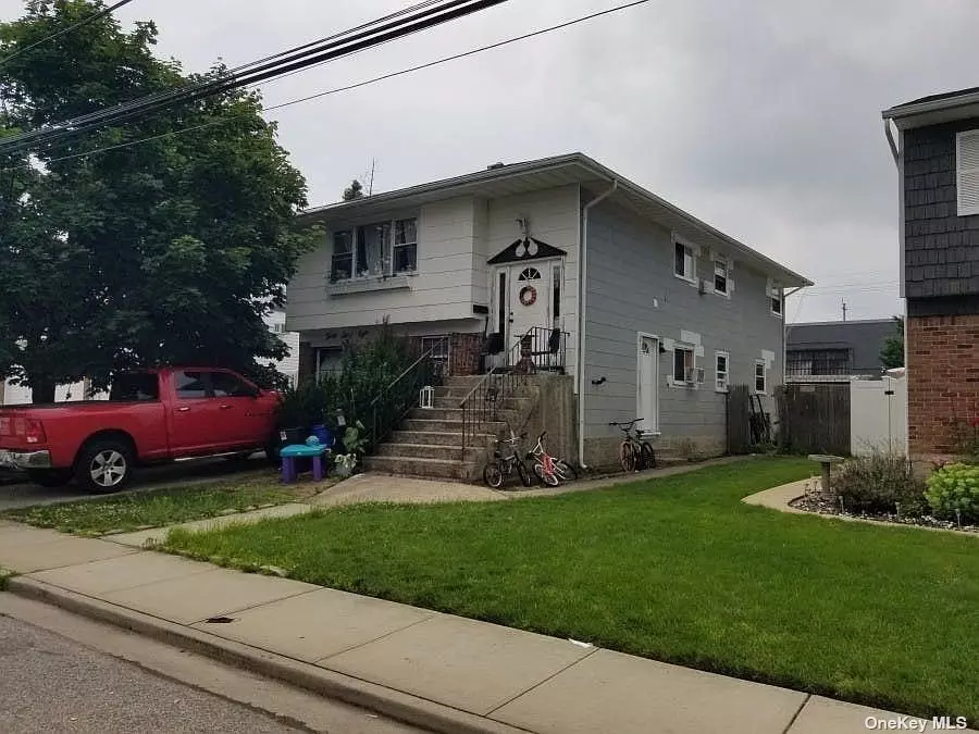 3068 Morrow Rd, Oceanside, NY 11572 1 photo Movoto