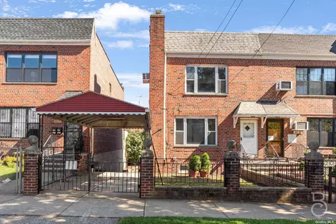 24-29 21st St, Astoria, NY 11102