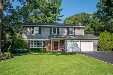 74 Butterfield Dr, Greenlawn, NY 11740