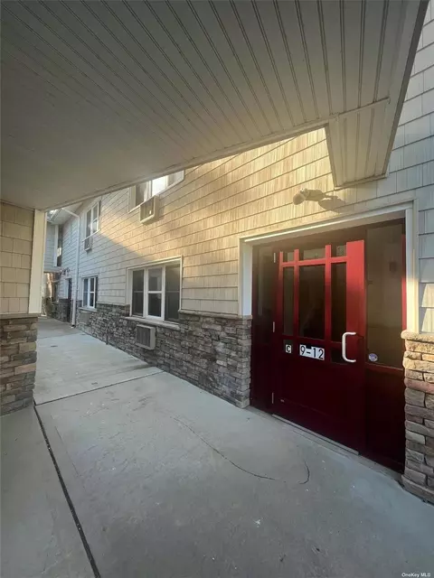 490 Main St #C10, Farmingdale, NY 11735