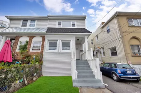 813 Meehan Ave, Far Rockaway, NY 11691