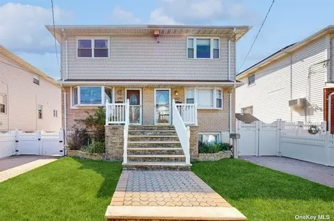 347 Beach 88th St, Rockaway Beach, NY 11693
