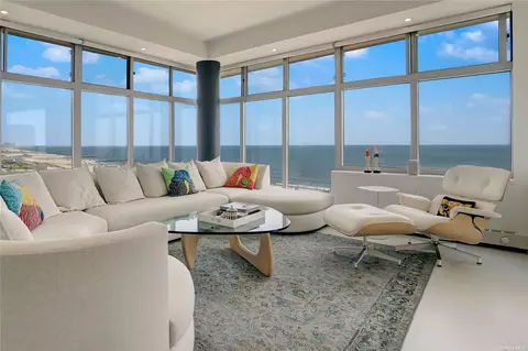 151 Beach 96th St #9C, Rockaway Beach, NY 11693