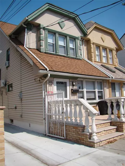 102-33 85th Dr, Richmond Hill, NY 11418