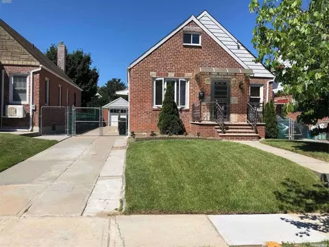 58-32 202nd St, Bayside, NY 11364