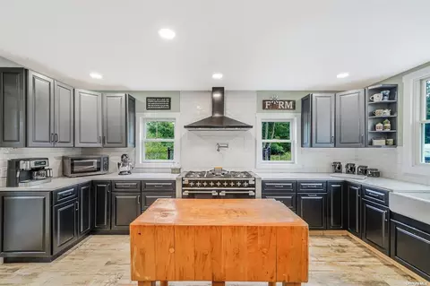 318 Yaphank Middle Island Rd, Yaphank, NY 11980