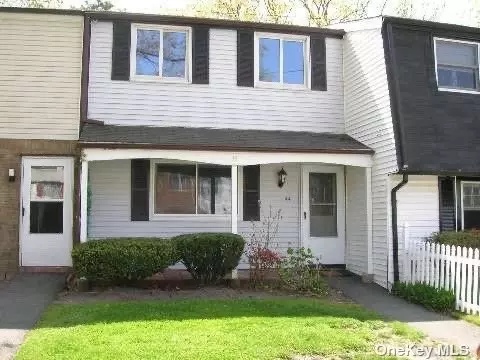 44 Wooded Way #1, Calverton, NY 11933