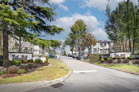 97 Richmond Blvd #2A, Ronkonkoma, NY 11779