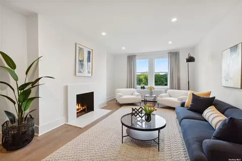 148-09 Northern Blvd #5L, Flushing, NY 11354