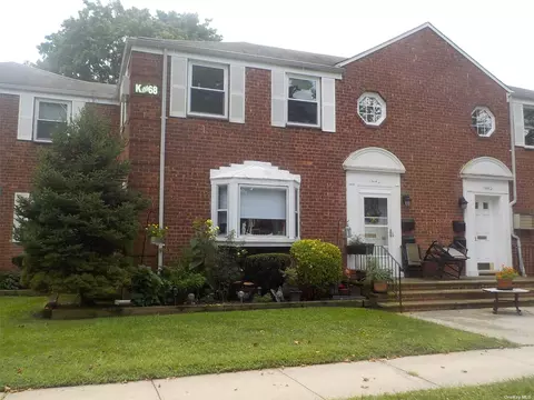 254-06 73rd Rd #A-2, Glen Oaks, NY 11004