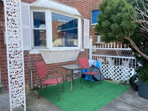 1040 E 218th St, Bronx, NY 10469