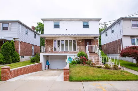 13-15 209th St, Bayside, NY 11360