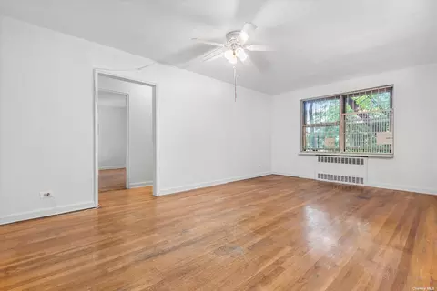 147-35 38th Ave #B28, Flushing, NY 11354