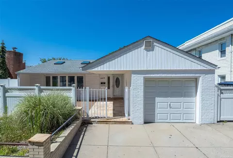 553 Shore Rd, Long Beach, NY 11561