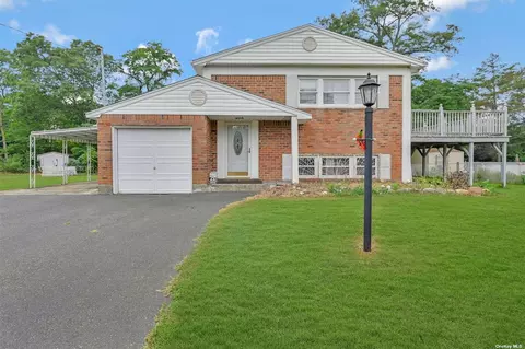 2160 Ocean Ave, Ronkonkoma, NY 11779