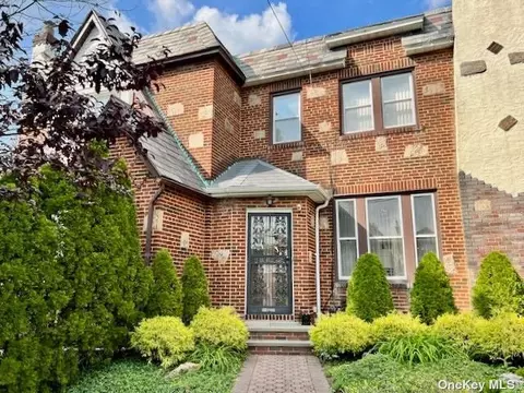 170-03 33rd Ave, Flushing, NY 11358