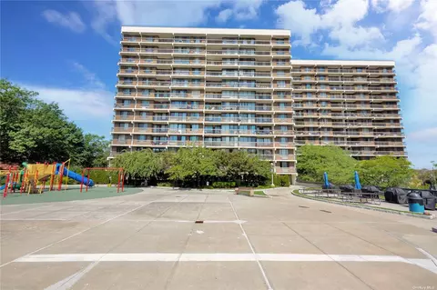 150-38 Union Tpke #12J, Flushing, NY 11367