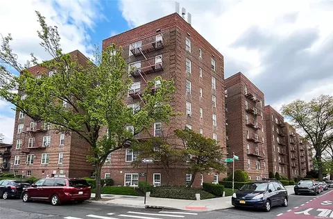 63-85 Woodhaven Blvd #1E, Rego Park, NY 11374